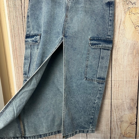 Love fire  Maxi Denim slit  Skirt size juniors 7 - Picture 2 of 10